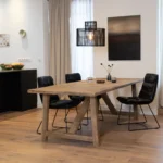 Eettafel Rothenburg gemaakt van hergebruikt oud eikenhout. Op maat verkrijgbaar.