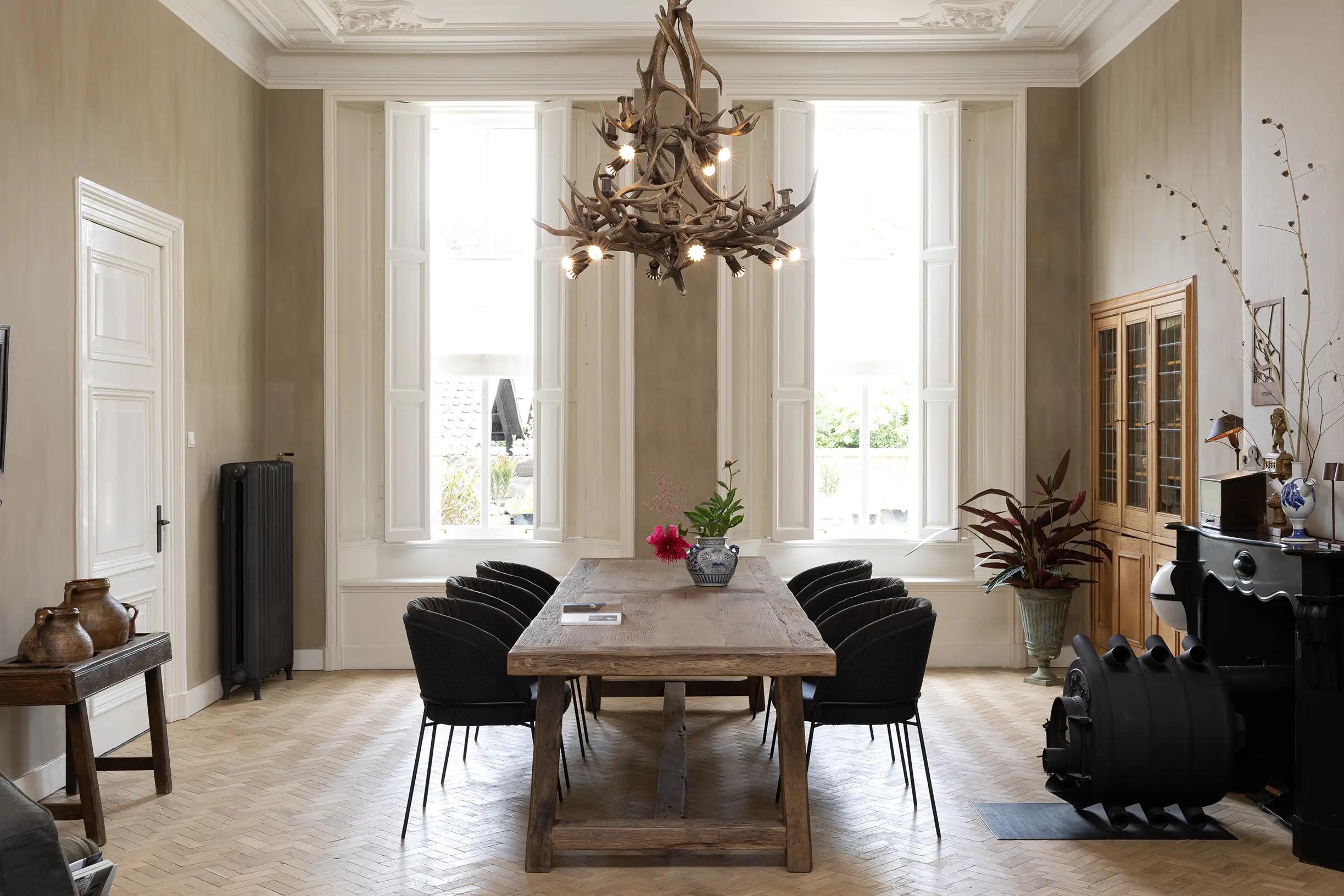 Z011-Salzburg-landelijke-eettafel-6 Landelijke eettafel van oud eikenhout op maat gemaakt