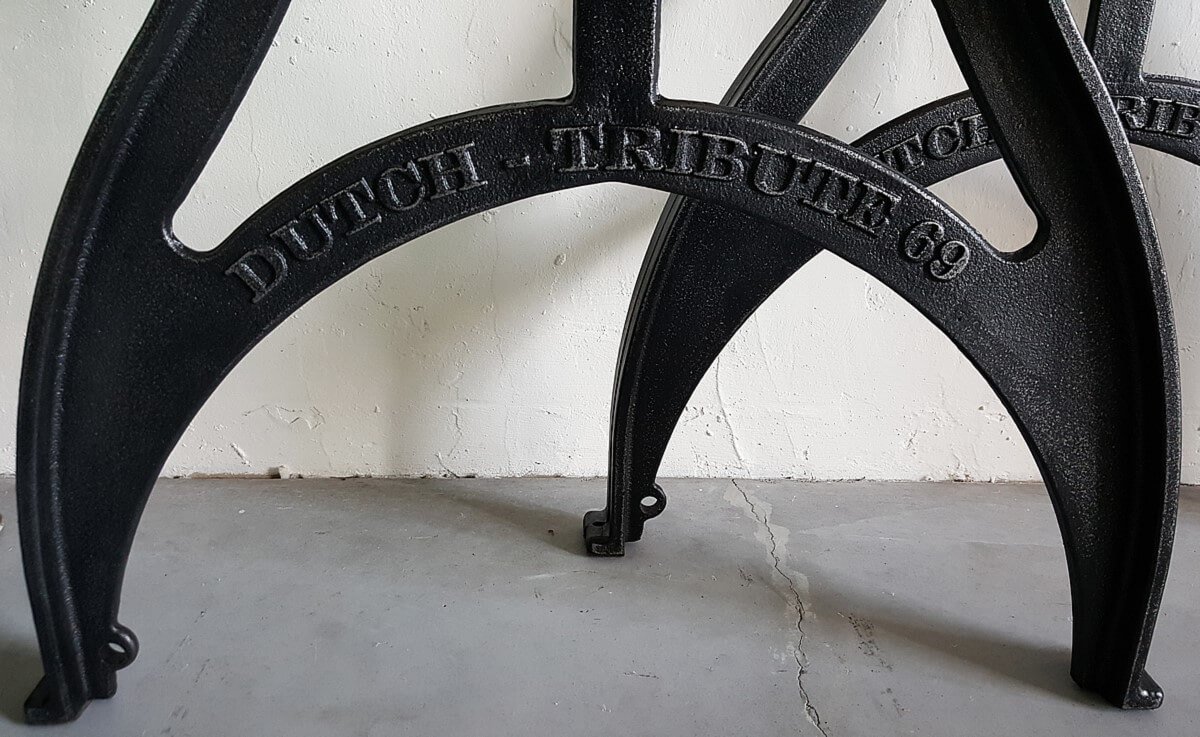 Industrial-cast-iron-legs-base-IND132