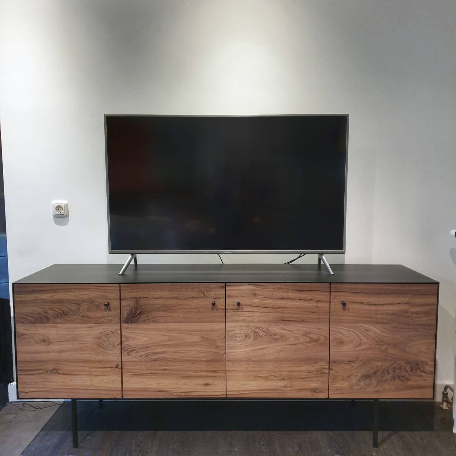 Modern TVsideboard walnut combined with steel DT69