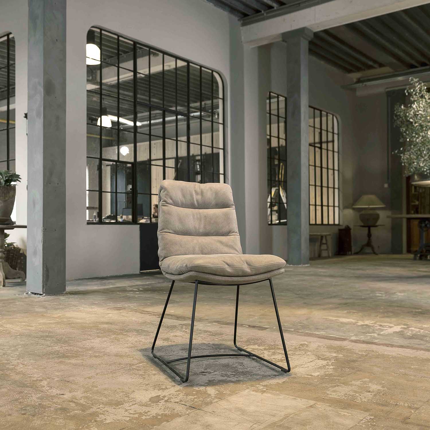 Arva moderne eetkamerstoel Showroomfoto 1 - S0301