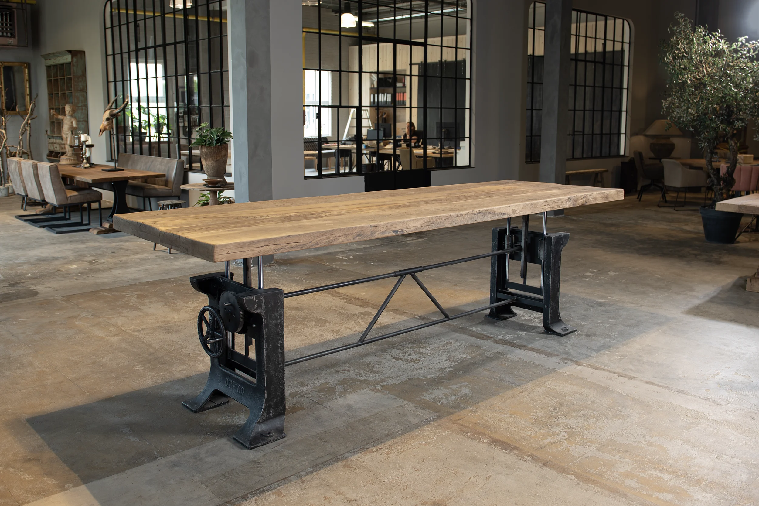 Grote eettafel van massief eikenhout LIM25 (2)