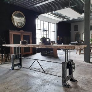 Industrial height adjustable oak table – Limited Edition – LIM25 - Steel - 01