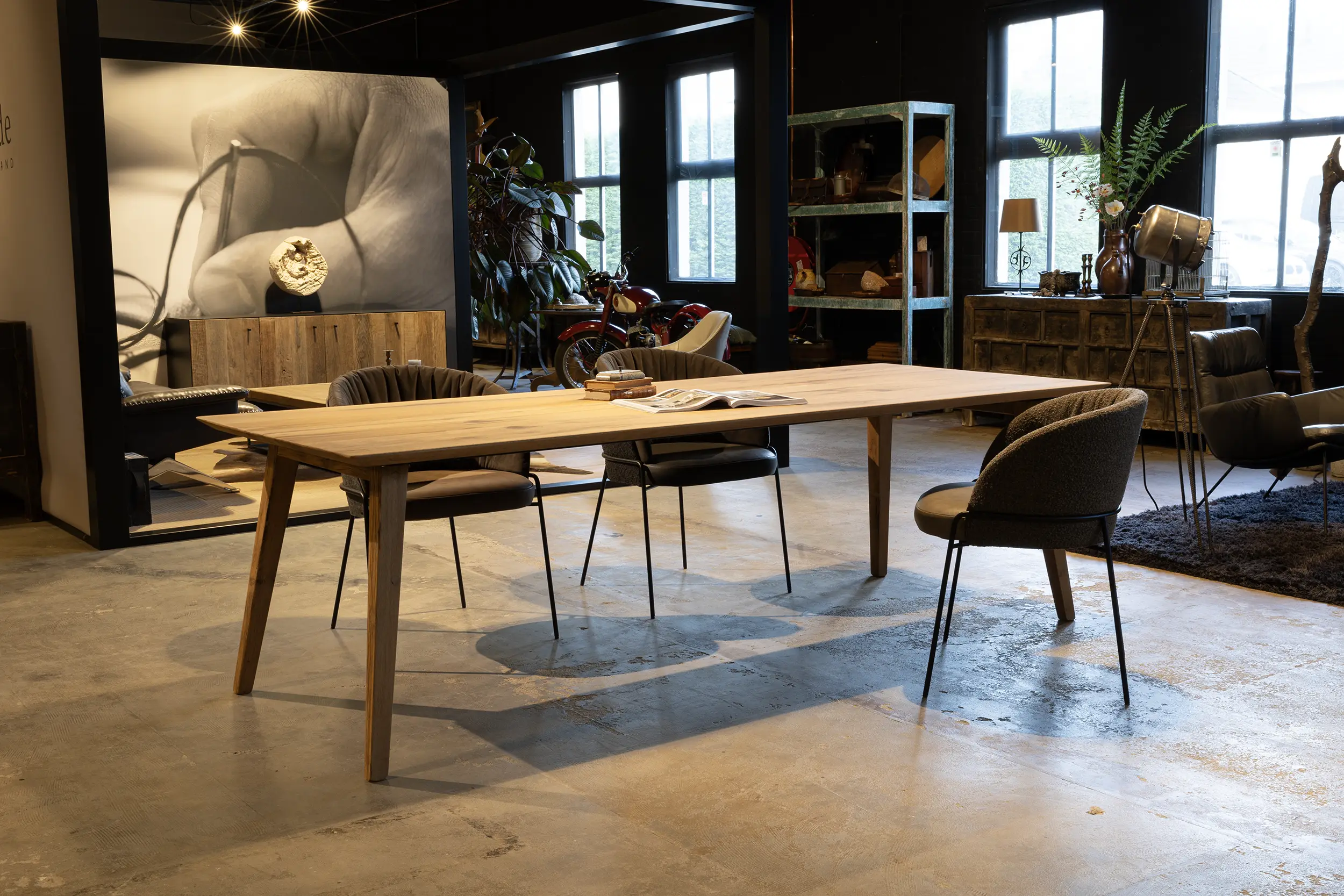 Eettafel Nordic met facetrand (1)