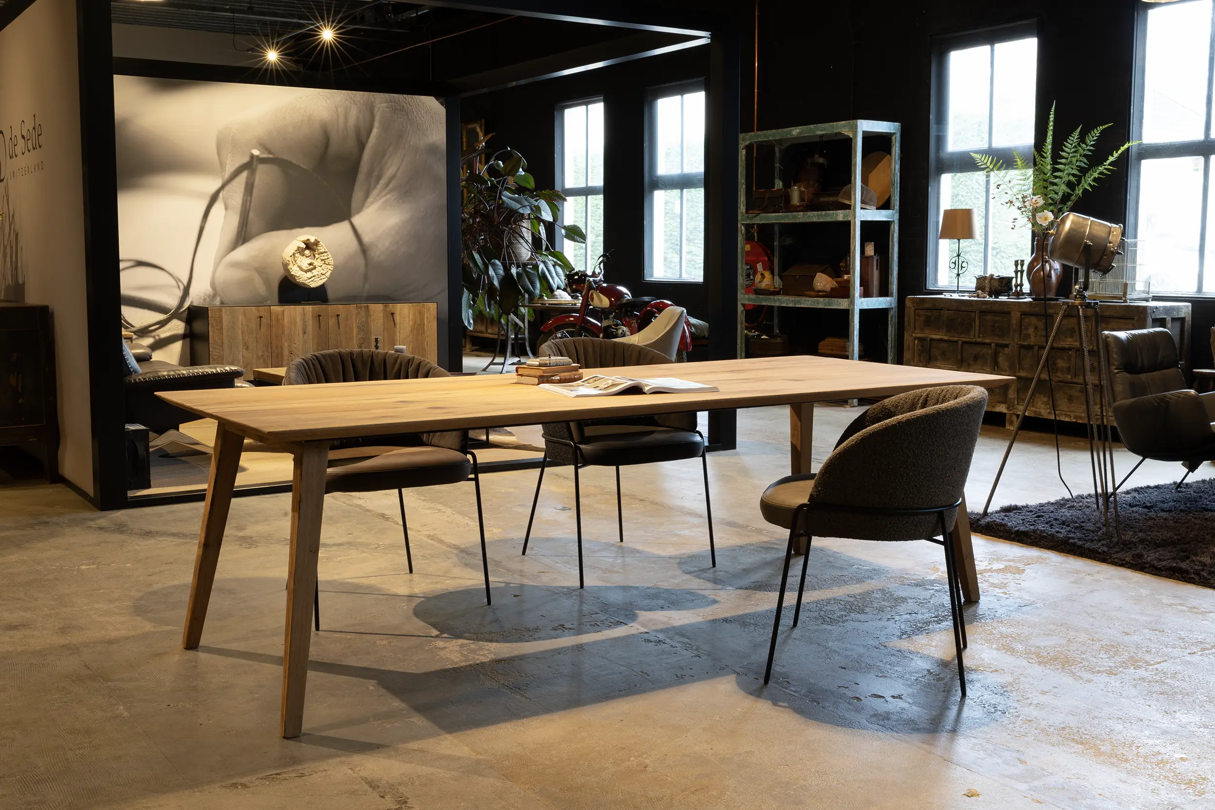 Eettafel Nordic met facetrand (2)