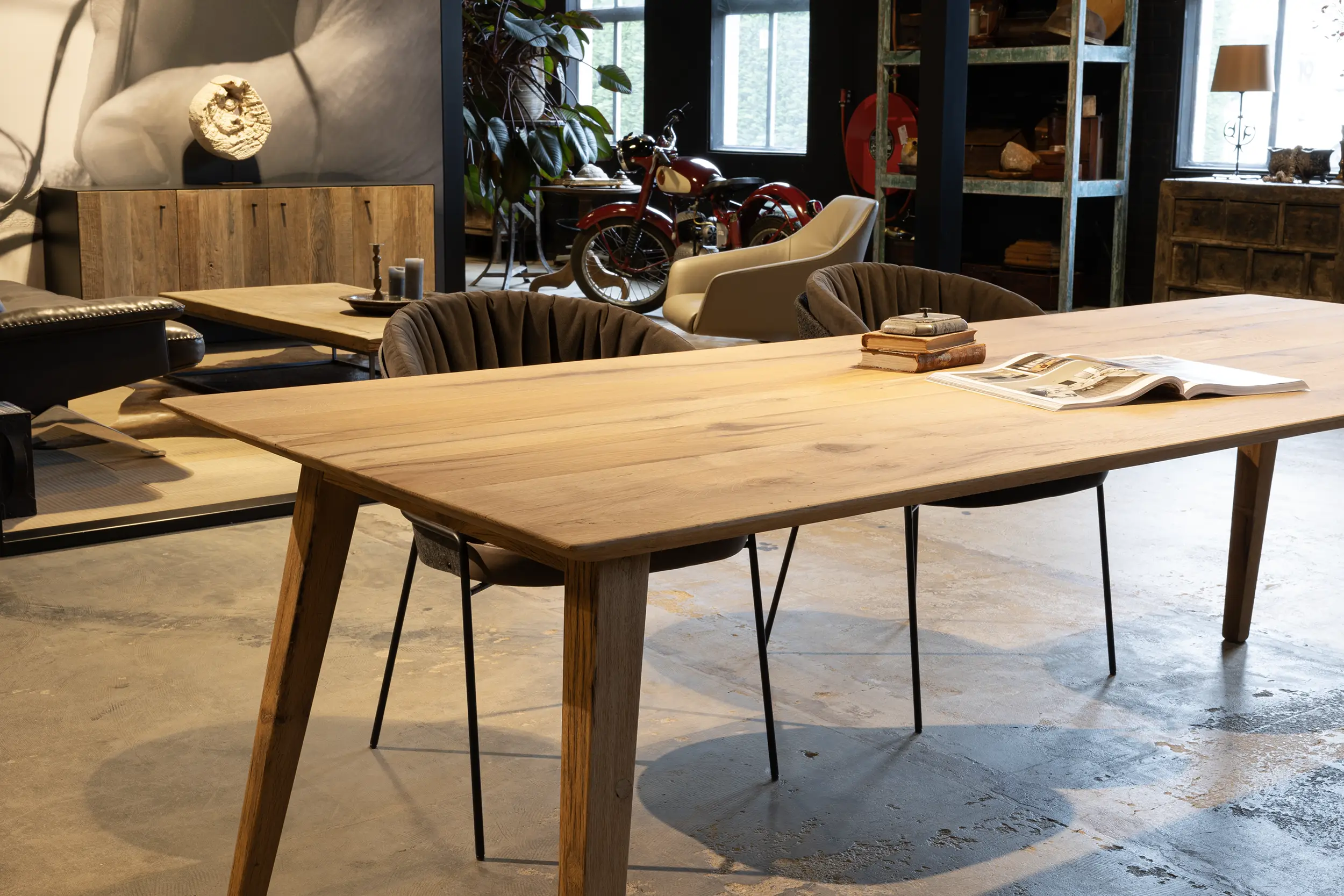 Eettafel Nordic met facetrand (3)