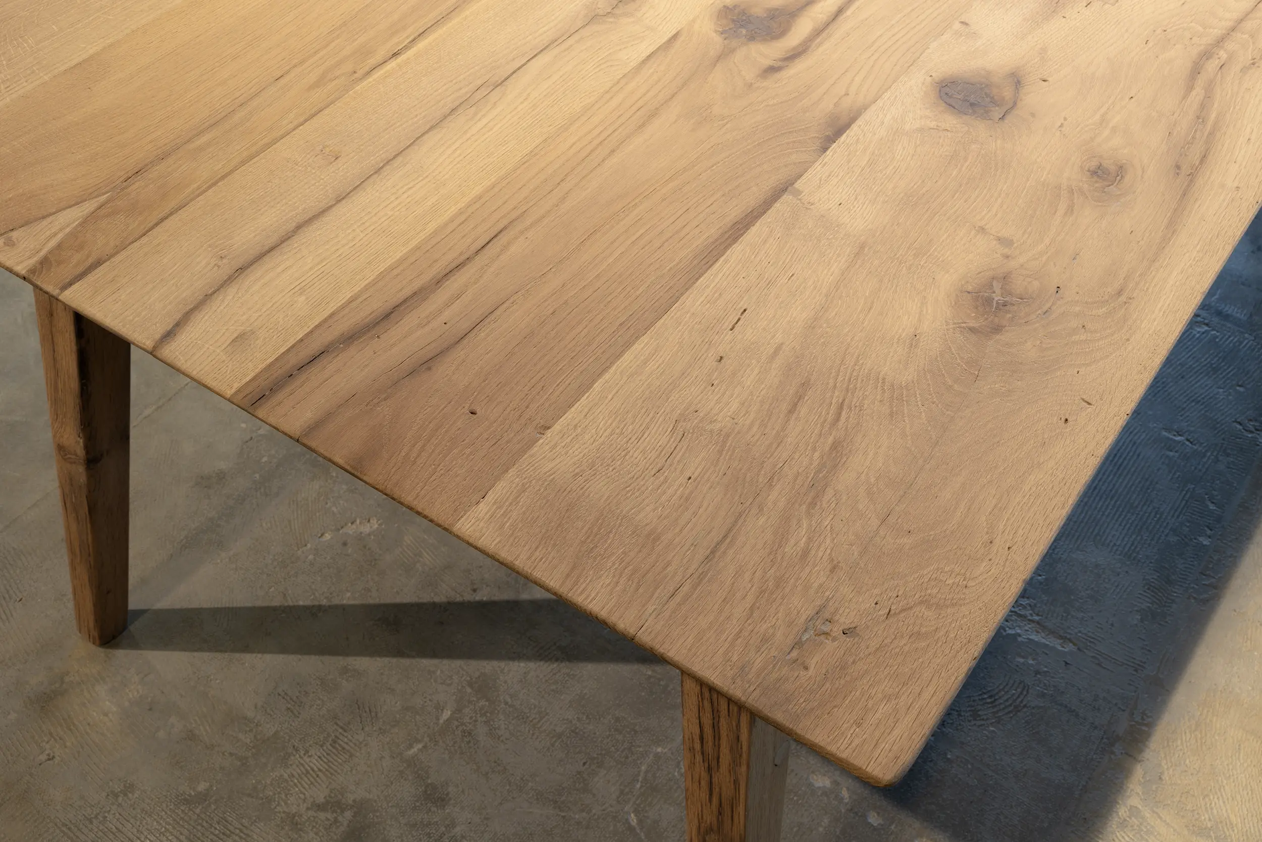 Eettafel Nordic met facetrand (5)